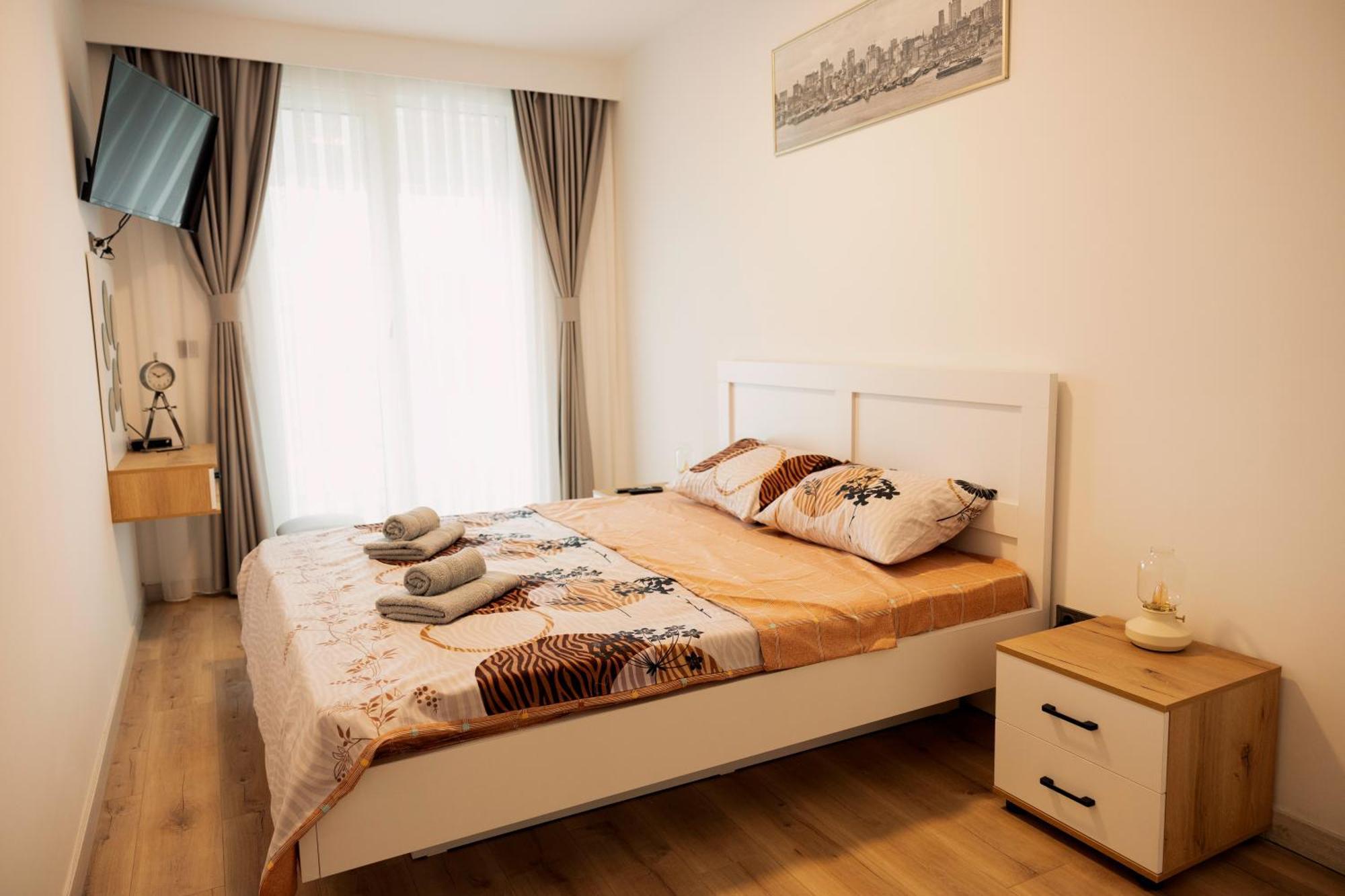 33Rd Floor Twin Apartments In Cevahir Sky City Complex With Pool, Spa, Fitness And Parking Included In Price Skopje Exterior photo